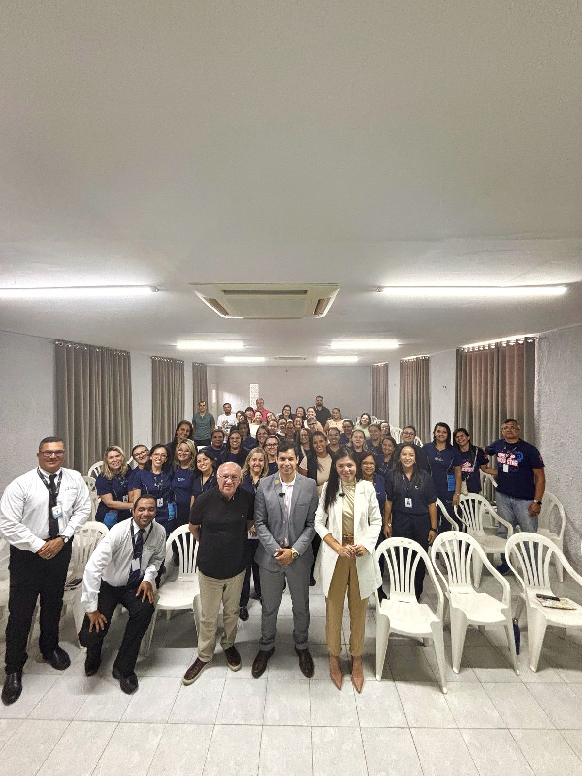 Escritório realiza bate-papo com corpo docente no Colégio João Machado