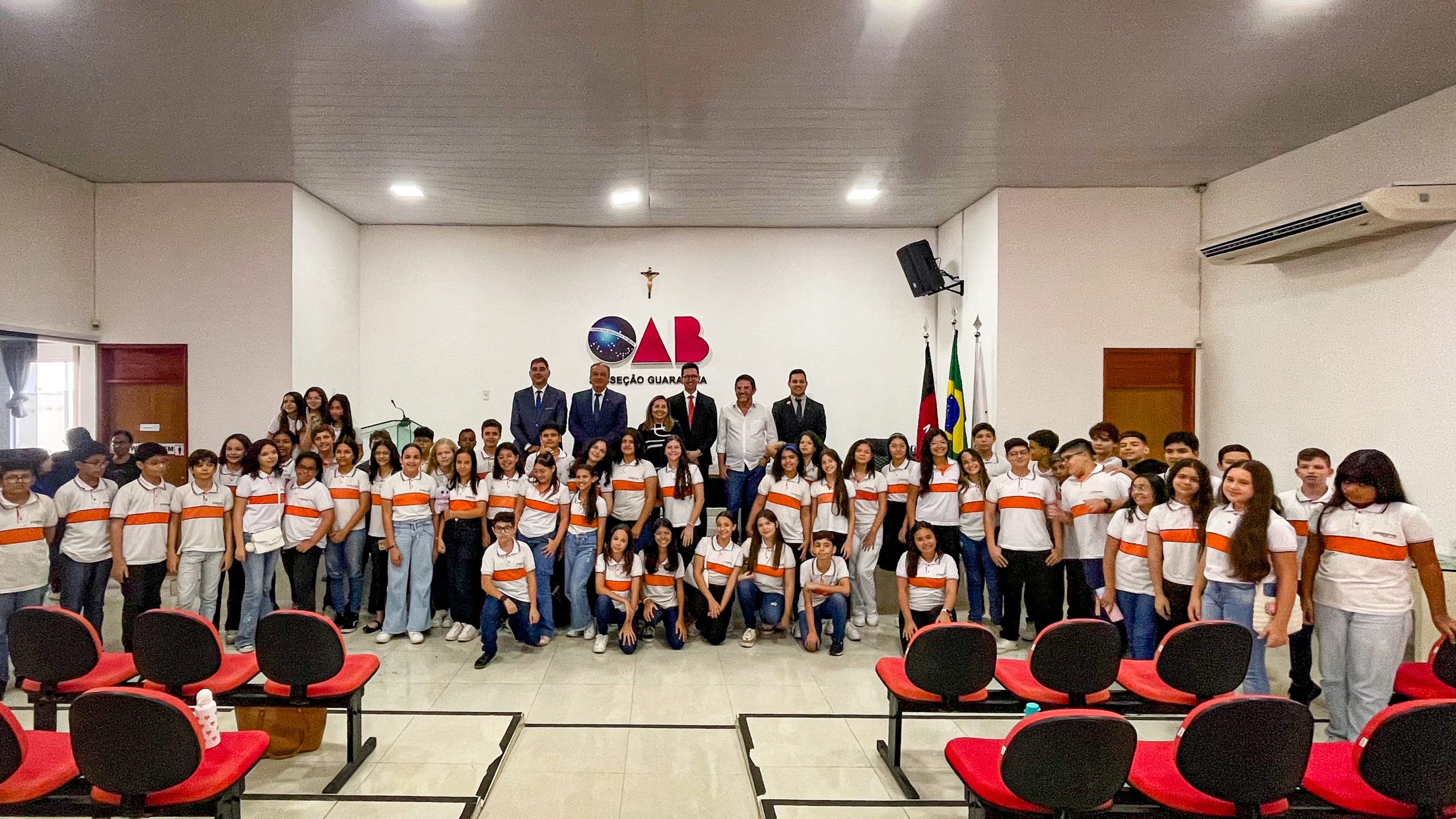 Direito na Escola realiza atividade prática com alunos do 7º e 8º ano do Colégio Executivo